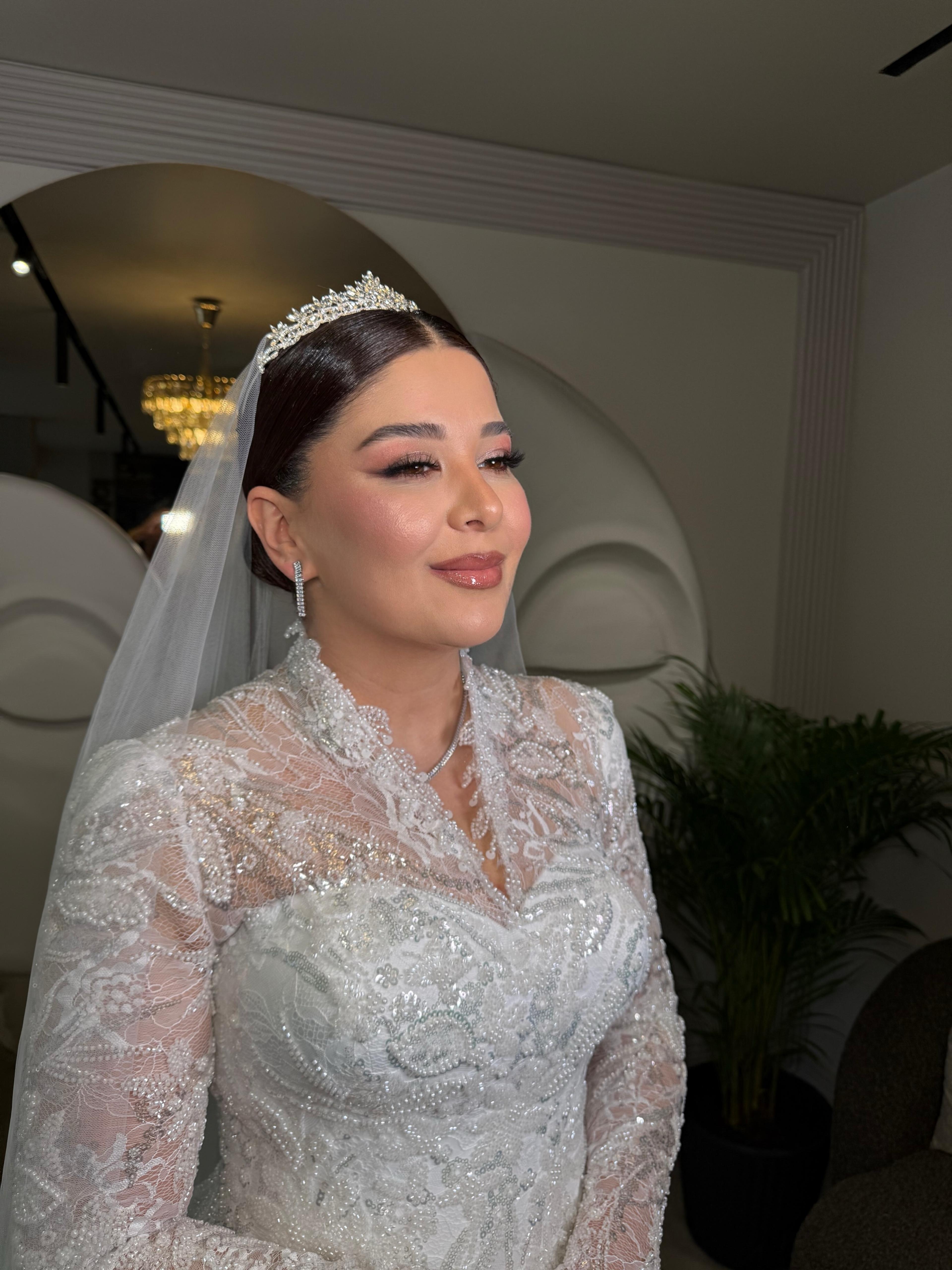 Özel günler için gelin saçı görseli